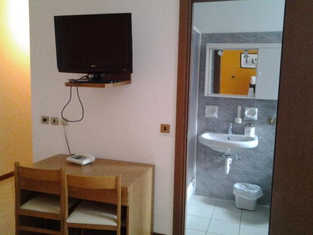 Albergo Del Cacciatore Cremeno Buitenkant foto